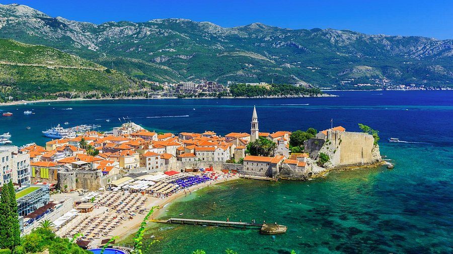 budva_known_for_its_well.jpeg